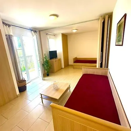 Διαμέρισμα Vue Mer Avec Piscine Sari-Solenzara