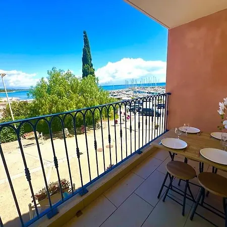 Vue Mer Avec Piscine